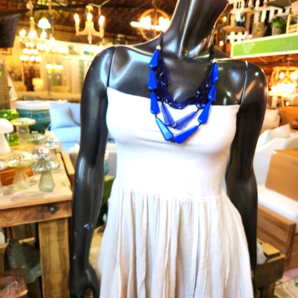 Deep Blue Multi-Strand Resin Statement Necklace ๐ - Picture 6 of 16